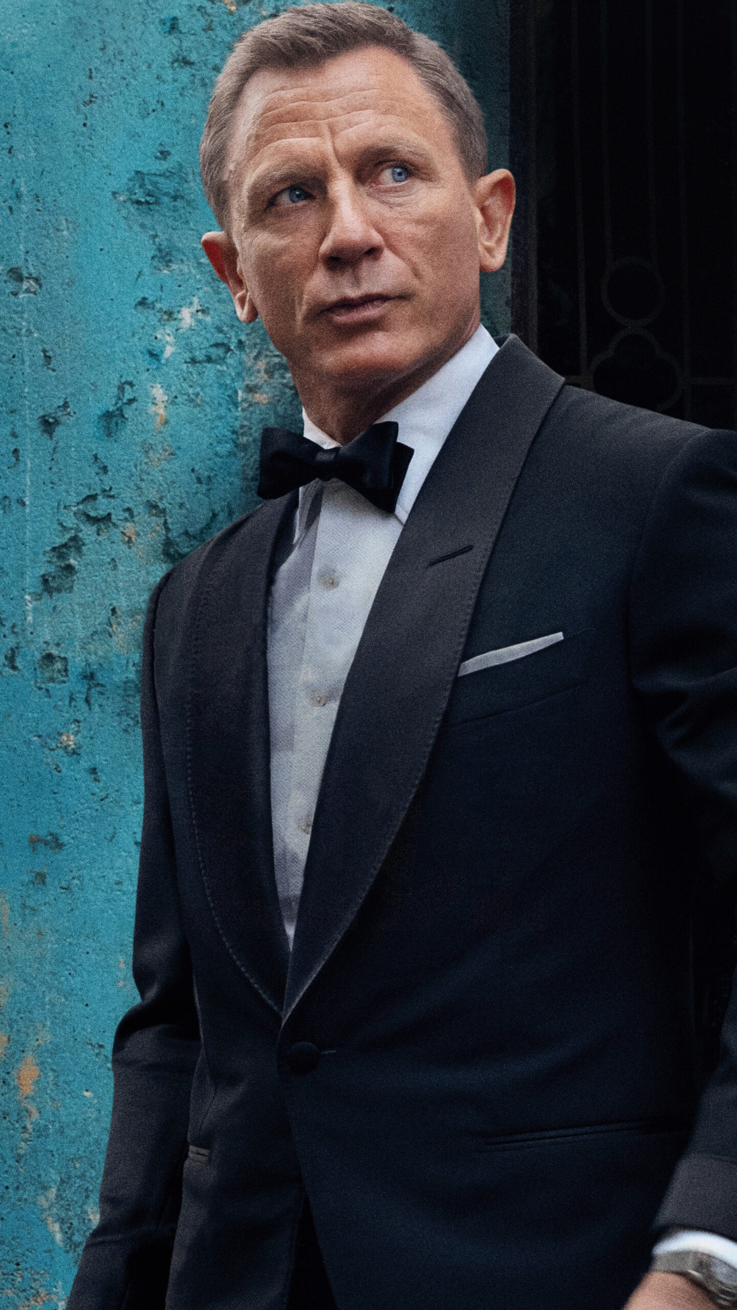 324968-No-Time-to-Die-James-Bond-Daniel-Craig-Movie-4K-iphone-wallpaper